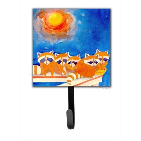 Jensendistributionservices 4.25 x 7 in. Raccoons on the porch Leash Or Key Holder MI1716519